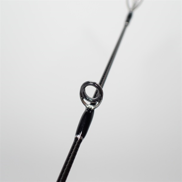 ビームス クローラ８・３Ｌ＋